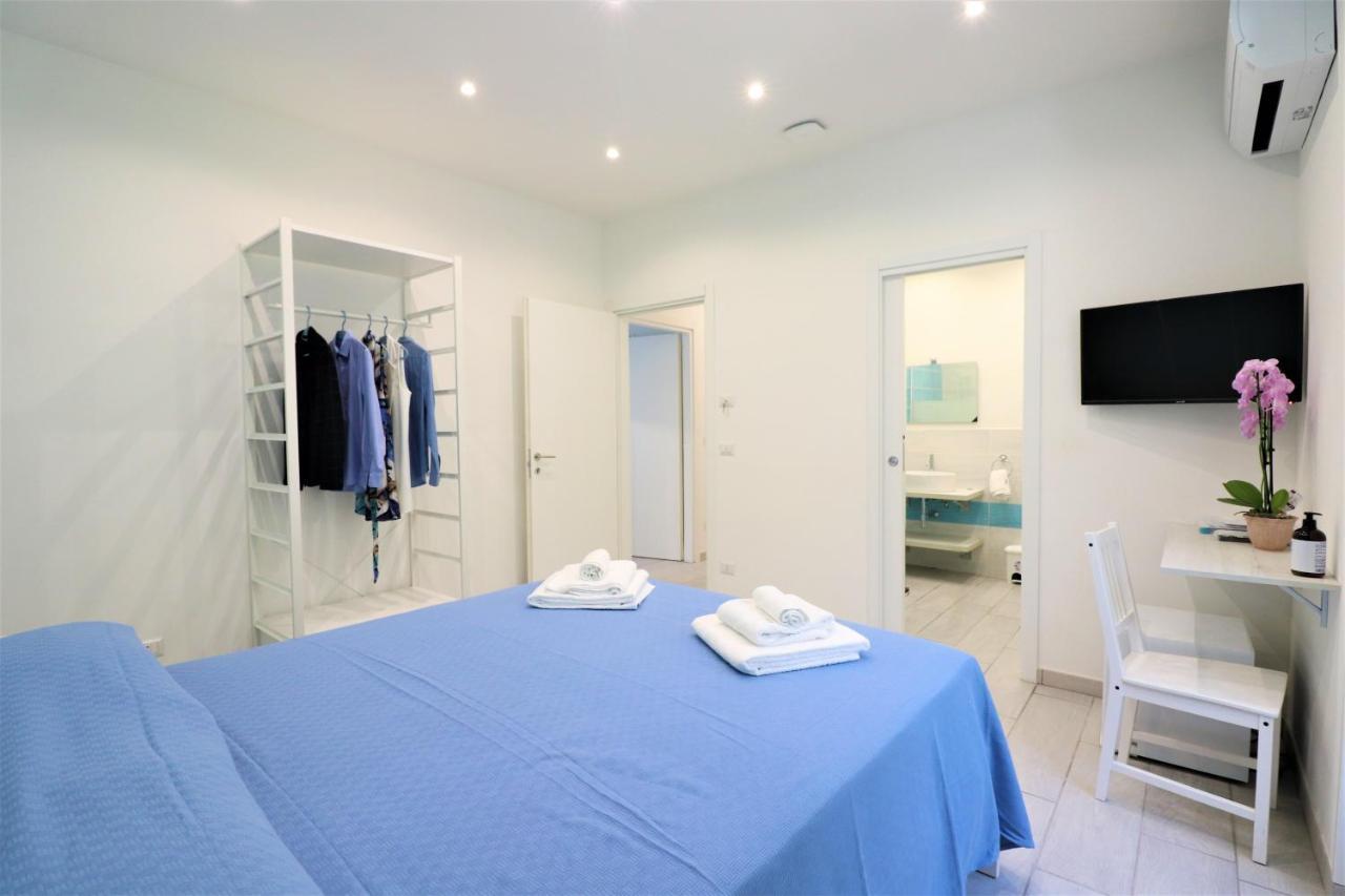 Отель Bed&Blue Сорренто Экстерьер фото